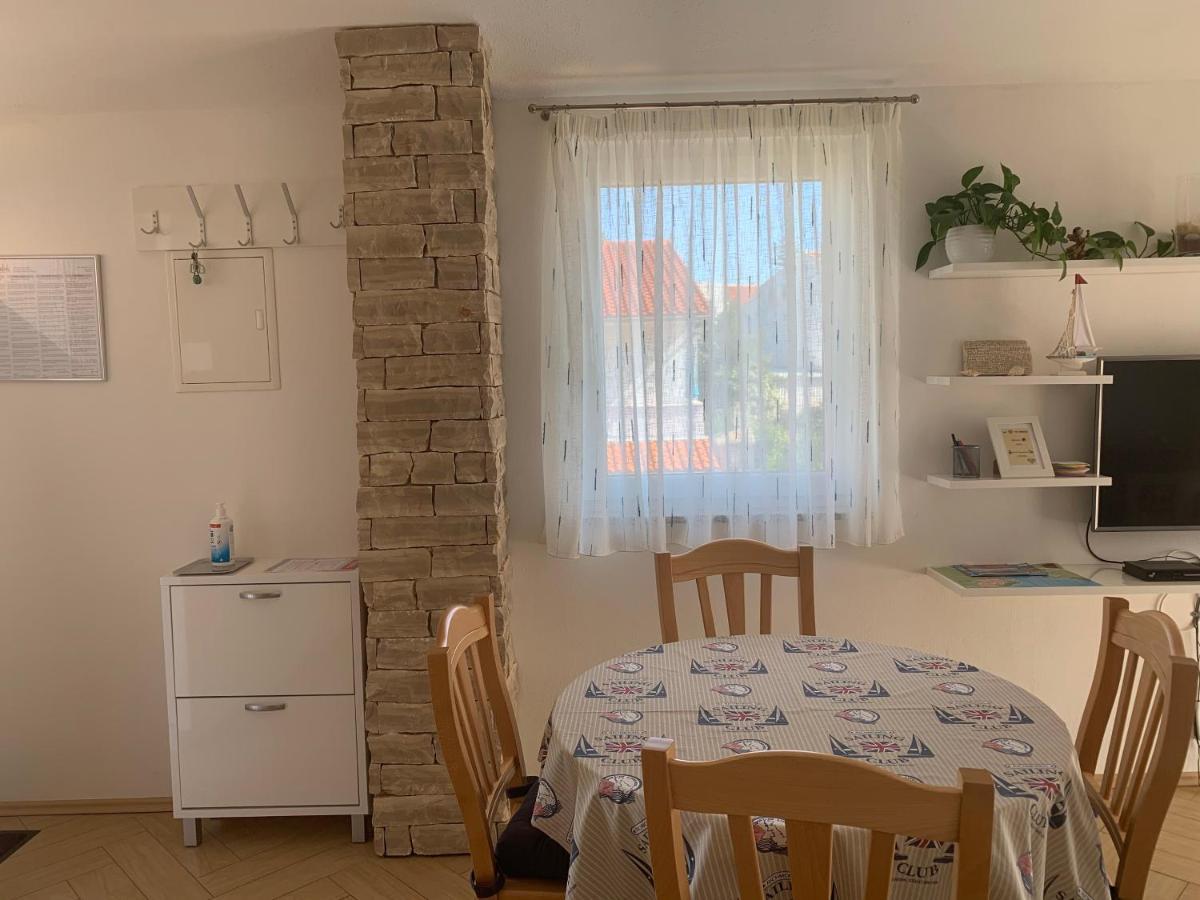 Apartment Klara คิร์ก ภายนอก รูปภาพ