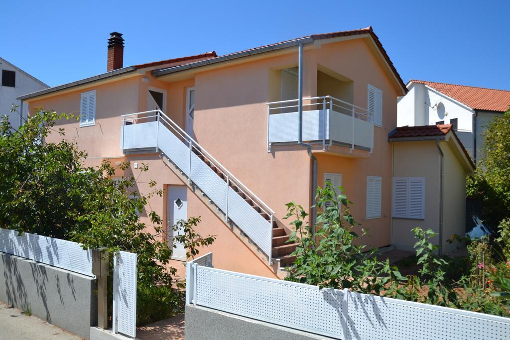 Apartment Klara คิร์ก ภายนอก รูปภาพ